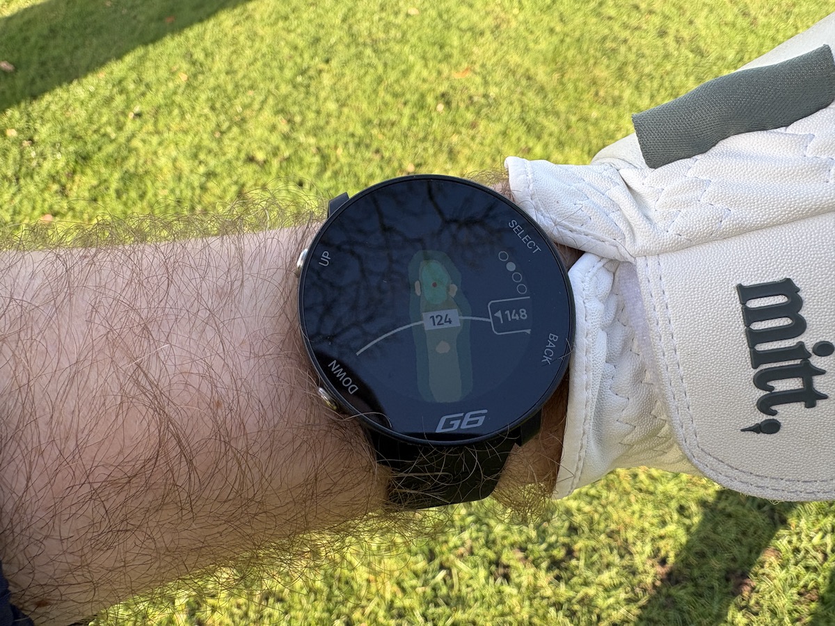 Shot Scope G6 GPS golf watch showing hole overview map